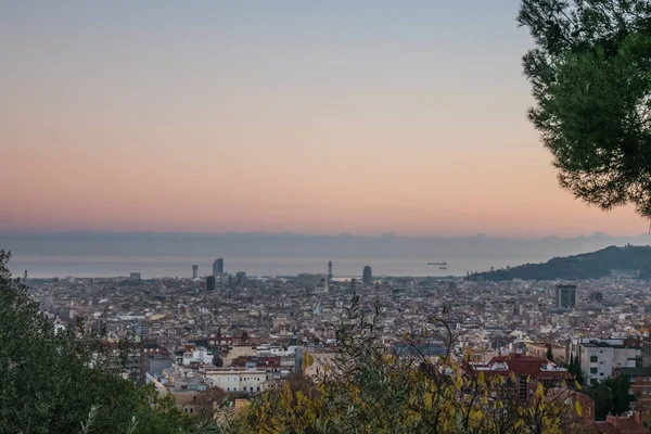 从高视角看巴塞罗那市的全景 — 图库照片