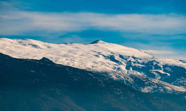 Panorámás Kilátás Granada Város Sierra Nevada Háttérben — Stock Fotó