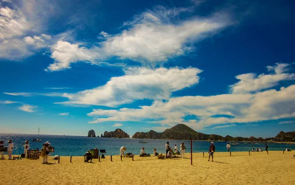 Plajın yaz manzarası