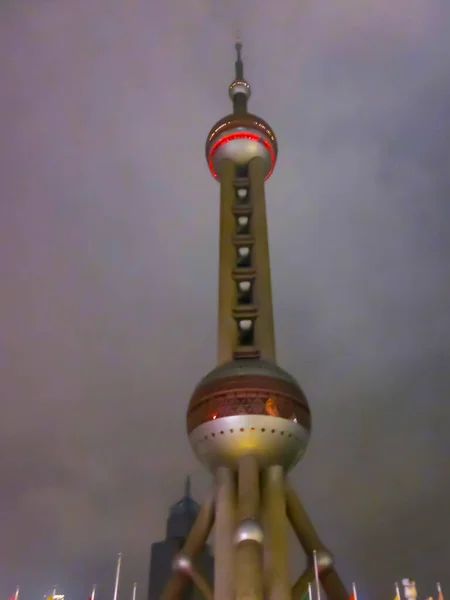 Şangay 'ın en ünlü kulesi.