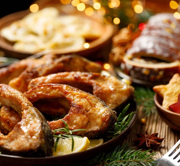 Fried Carp Fish Slices Ceramic Plate Close Traditional Christmas Eve — Stock Photo, Image