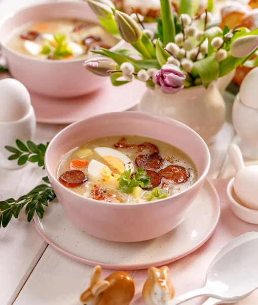 Sopa Azeda Zurek Polonês Sopa Páscoa Com Adição Salsicha Defumada — Fotografia de Stock