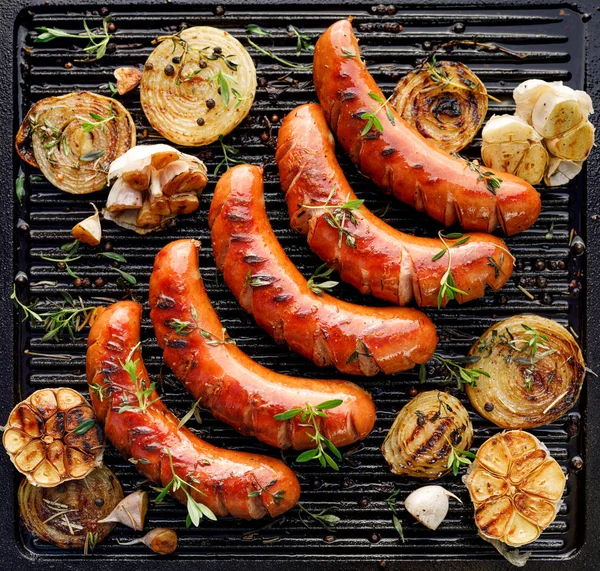 Grilled Sausage Addition Herbs Vegetables Grill Plate Top View Grilling — Stock Photo, Image