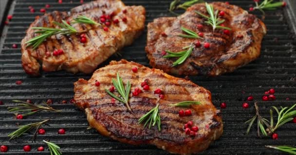 Filetes Cerdo Con Romero — Vídeos de Stock