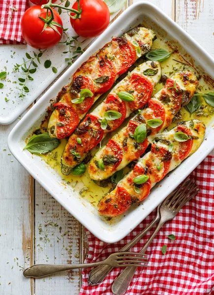 Baked Stuffed Zucchini Addition Tomatoes Mozzarella Cheese Fresh Basil Olive — Stock Photo, Image