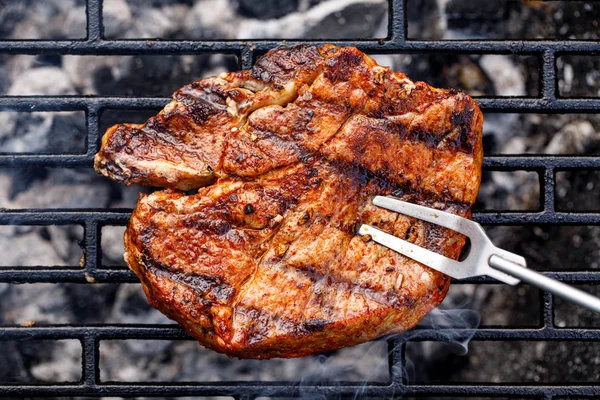 Grillad Fläsk Biff Gris Nacke Grillplattan Uppifrån Grillat Kött Grill — Stockfoto