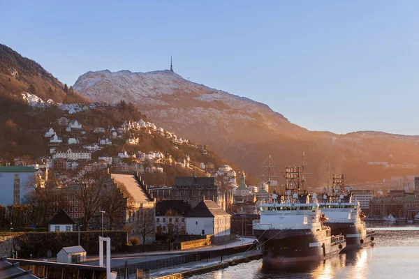 Bergen Norway 2015 Δεκεμβρίου Ahts Ολυμπιακός Πήγασος Και Ολυμπιακός Ηρακλής — Φωτογραφία Αρχείου