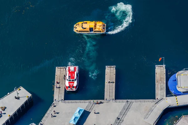 Geiranger Norwegen Juni 2016 Die Passagiere Werden Mit Kleinen Tender — Stockfoto