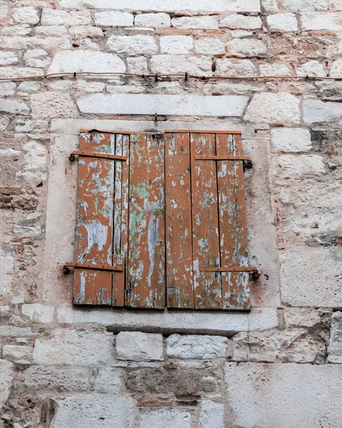 Διαχωρισμοσ Κροατια 2017 Αυγουστου Παλαιό Σπίτι Από Τούβλα Παράθυρα Που — Φωτογραφία Αρχείου