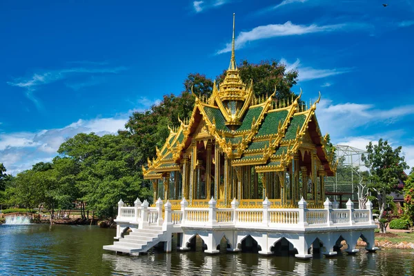 Templo Flutuante Cidade Antiga — Fotografia de Stock