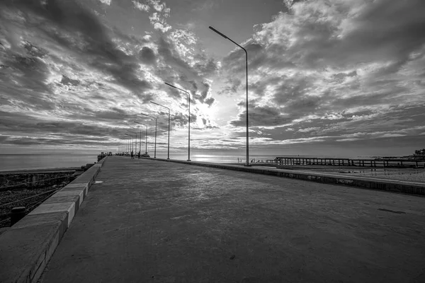 Hua Hin Rıhtımı gün doğumunda