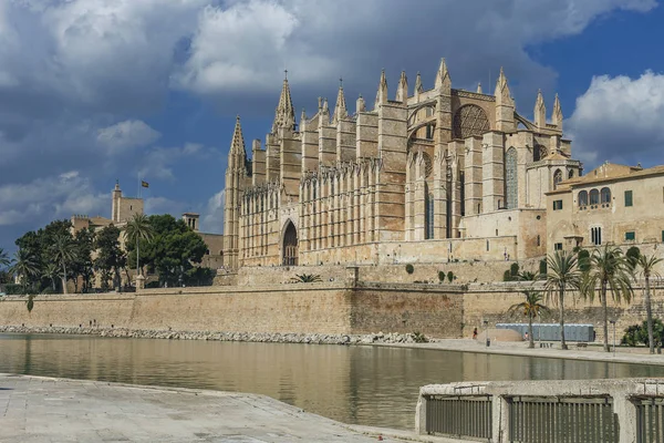 View Cathedral Mary Main Church Spanish City Palma Майорка — стоковое фото