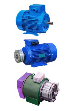 modern elektrik motoru üzerinde beyaz adam izole sürücü ile birlikte