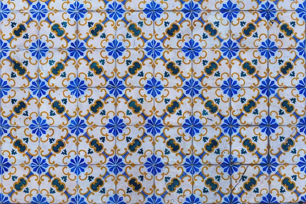 Fragmento Parede Exterior Uma Casa Lisboa Decorada Com Azulejos Cerâmicos — Fotografia de Stock