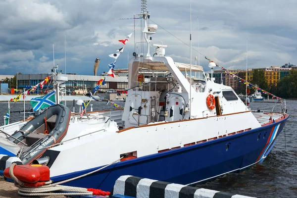Petersburg Rusland Juli 2019 Russische Kustwacht Militaire Boot Geparkeerd Haven — Stockfoto