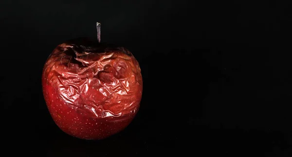 Rotten Apple Bad Apple Moldy Apple Black Background — Stock Photo, Image