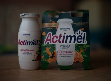 Danone markası tarafından üretilen Actimel yoğurdu.