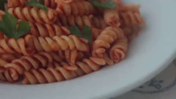 Pasta Med Tomatsås — Stockvideo