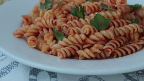 Pasta Med Tomatsås — Stockvideo