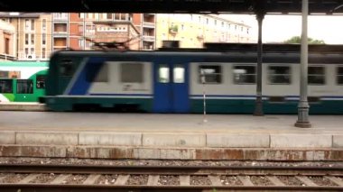 İtalyan tren istasyonundan manzara