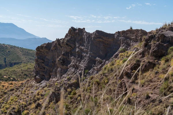 Paisagem Montanhosa Sul Espanha Montanhas Estão Cobertas Com Vegetação Arbustos — Fotografia de Stock