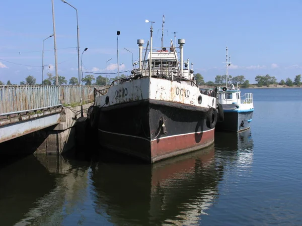 Vieux Navire Sur Fleuve Dniepr — Photo