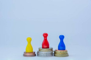 birincilik podyumundaki oyun parçası