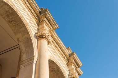 Vadi Noto Sicily. Barok mimarisinin tipik detayları ben