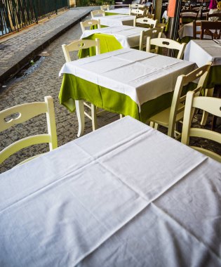 Denize bakan bir karakteristik restoranın belirli görünüm.