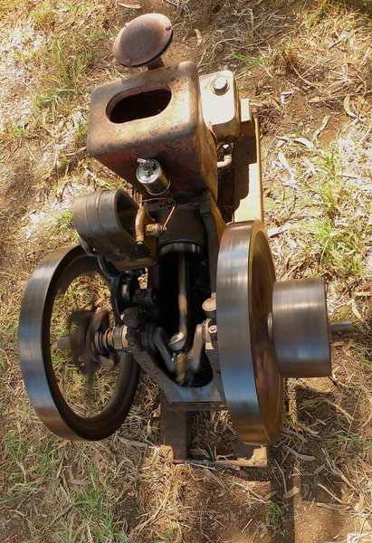 Vecchio Generatore Funzionante Pulito Intorno 1900 — Foto Stock