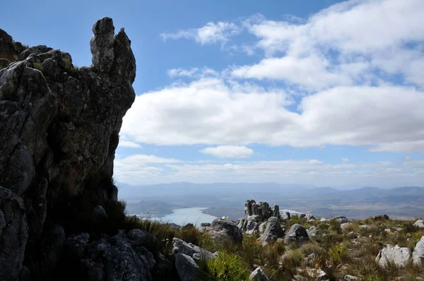 Rotsen Wolken Het Stettyn Gebergte Westelijke Kaap Met Brandvlei Dam — Stockfoto