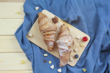 Ay çöreği, besleyici sağlıklı bir kahvaltı