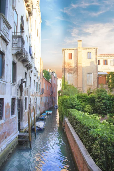 Hermosa Vista Uno Los Canales Venecianos Venecia Italia — Foto de Stock