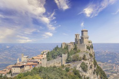 Mount Monte Titano San Marino Cumhuriyeti Guaita Kulesi, güzel bir görünüm