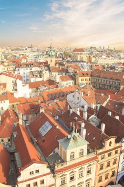 Güzel manzarasına kiremitli çatıları, Prag'ın tarihi bölgesinde, Çek Cumhuriyeti