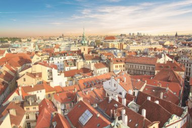 Güzel manzarasına kiremitli çatıları, Prag'ın tarihi bölgesinde, Çek Cumhuriyeti