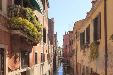Venedik, İtalya Venedik ve sakin kanallardan biri güzel görünümü