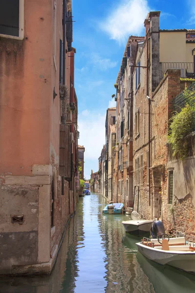 Hermosa Vista Uno Los Canales Venecianos Venecia Italia — Foto de Stock