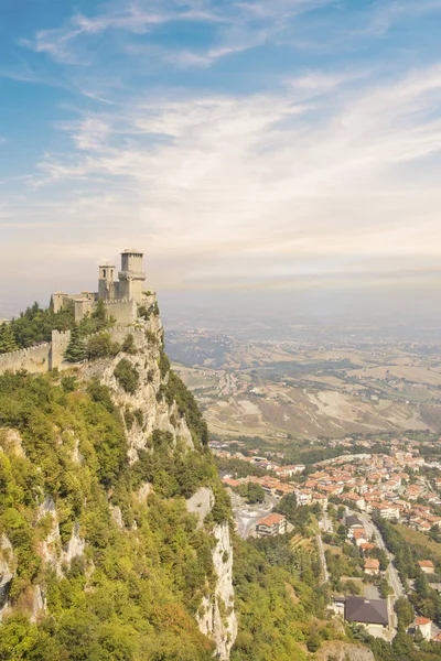Mount Monte Titano San Marino Cumhuriyeti Guaita Kulesi, güzel bir görünüm