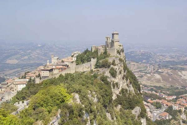 Mount Monte Titano San Marino Cumhuriyeti Guaita Kulesi, güzel bir görünüm