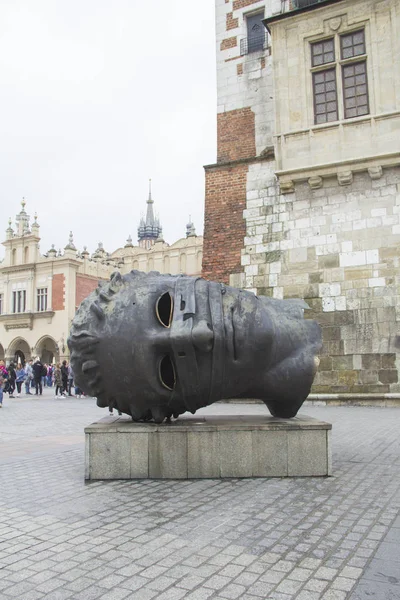 Hermosa Vista Escultura Bound Eros Cracovia Polonia — Foto de Stock