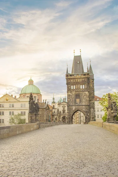 Hermosa Vista Ciudad Vieja Torre Del Puente Carlos Amanecer Praga —  Fotos de Stock