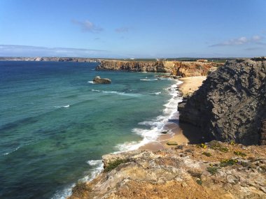 Sagres, Tonel, Portekiz 'deki sahil, güçlü dalgalar ve rüzgarlarla