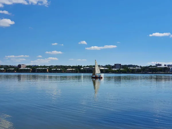 Yacht Lake — Stock Photo, Image