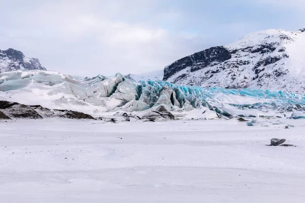 İzlanda Atlantik Okyanusu Kış Panoraması, kar, bulut ve Vatnajokull Ulusal Parkı