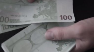 Euro. Para. Bill