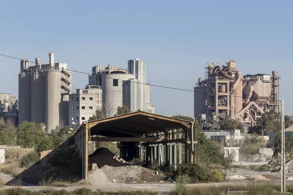 Abandoned Ship Foreground Cement Factory Background Sagunto Valencia Spain — Stock Photo, Image