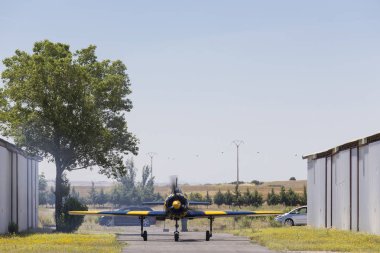 Cepheden bir portre tek motorlu ve spor tipi uçaklarda