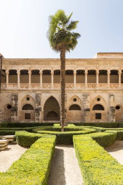 dini Santa Maria de Huerta, Soria, İspanya manastır manastır avlusunda heykelleri