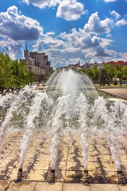 İlham Perisi, Ukrayna, Dnipro şehri, Dnipropetrovsk